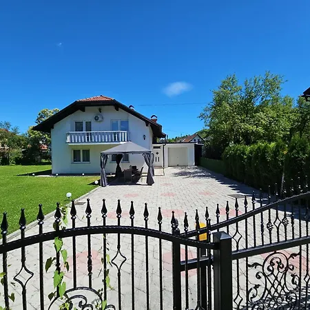 Aylin Villa